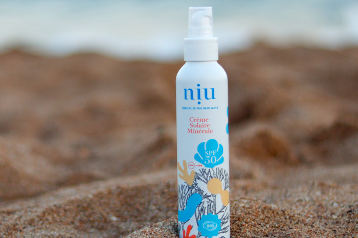 Découvrez toute une gamme de produits solaires qui respecte votre santé et la faune aquatique